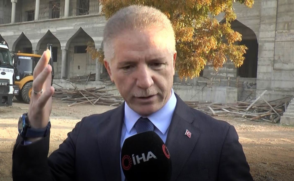 Enkaz Altında Kalan Mühendisi Arama Çalışmaları Sürüyor