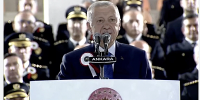 Erdoğan: FETÖ'den 41 bin emniyet mensubunun ilişiği kesildi