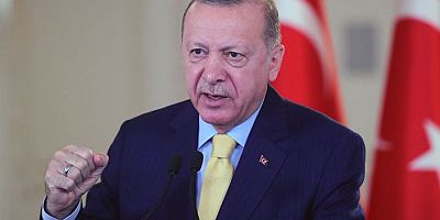 Erdoğan kara kaplı deftere not alıyor! İstanbul'da o isme yakın markaj! Özel anket yaptırdı