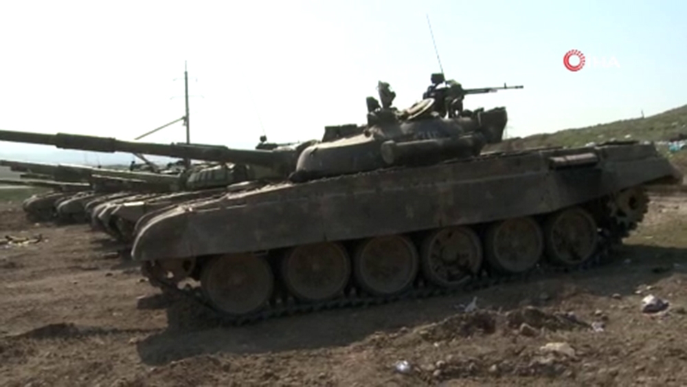 Ermenistan’dan ele geçirilen tanklar görüntülendi