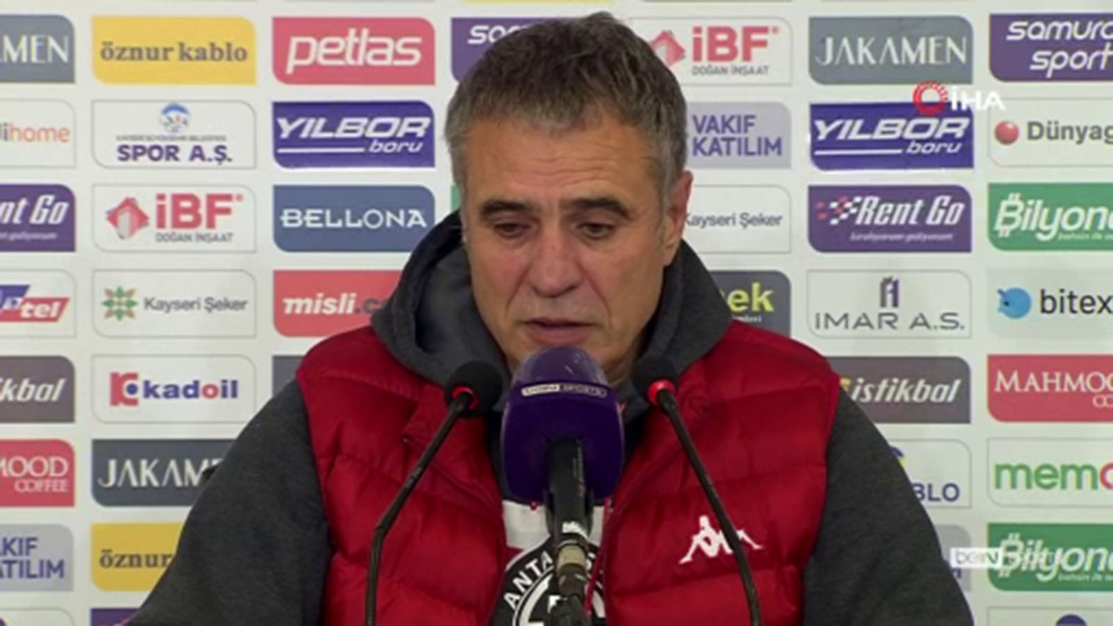 Ersun Yanal: 