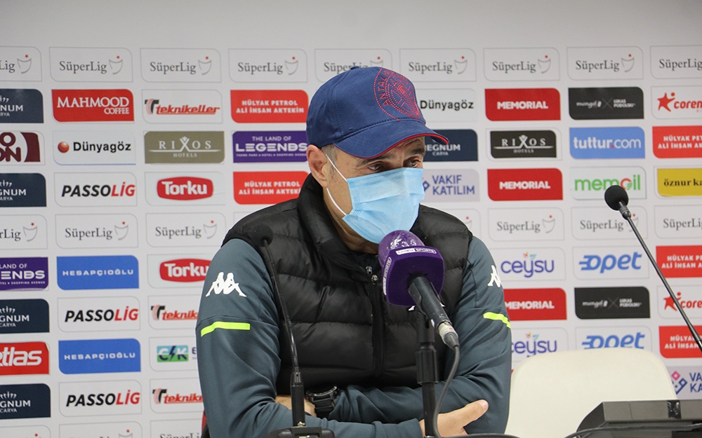 Ersun Yanal: 