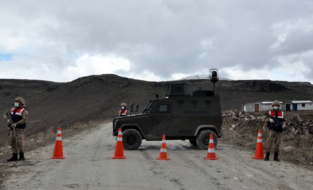 Erzincan’da 3 köy korona virüs nedeniyle karantinaya alındı
