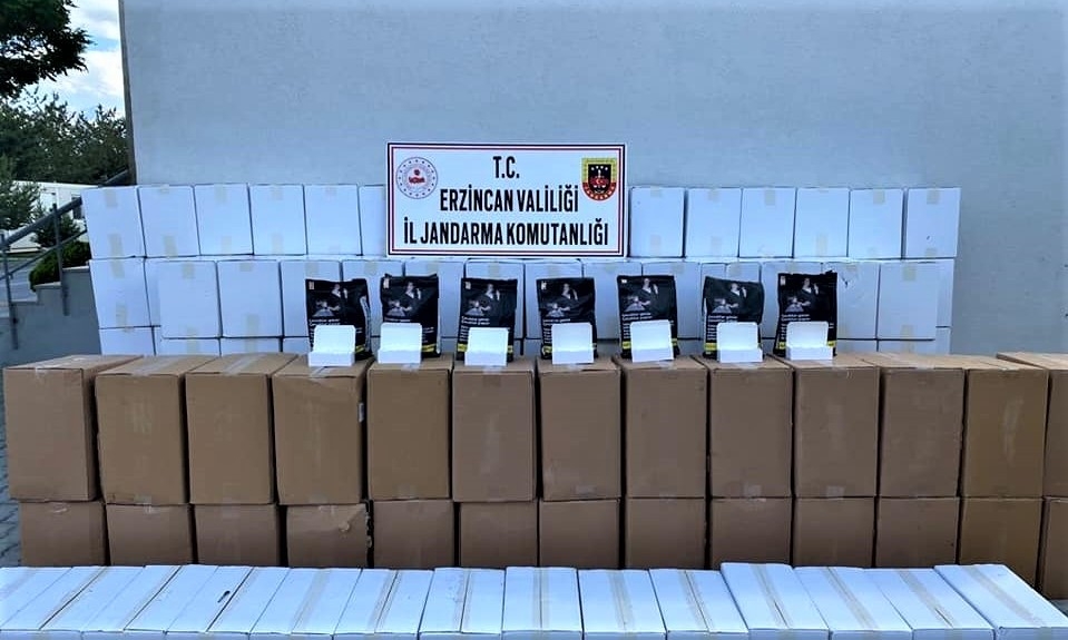 Erzincan’da, ağaçlık alana gizlenmiş kaçak tütün ele geçirildi