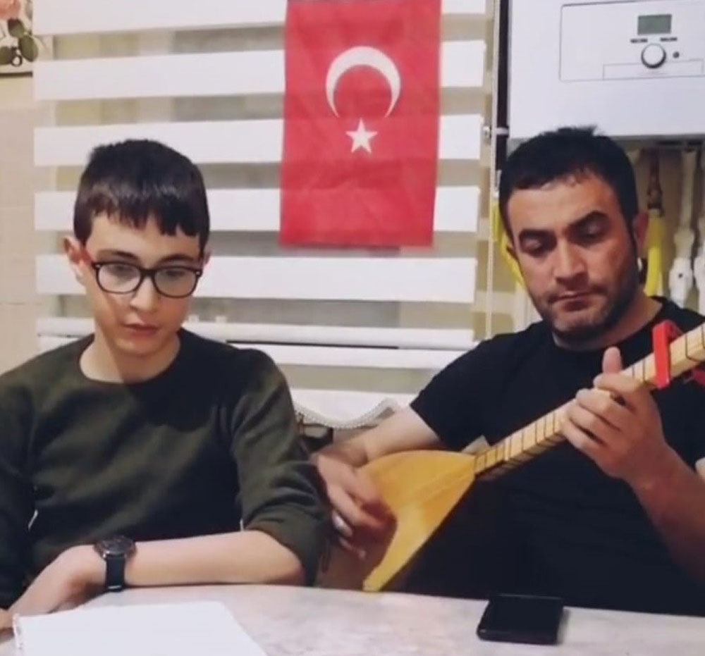 Erzincanlı baba-oğul, Bakan Soylu’ya türkü yazdı