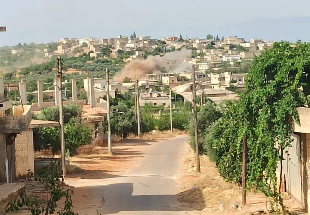 Esad rejimi Hama’yı vurdu: 2 yaralı