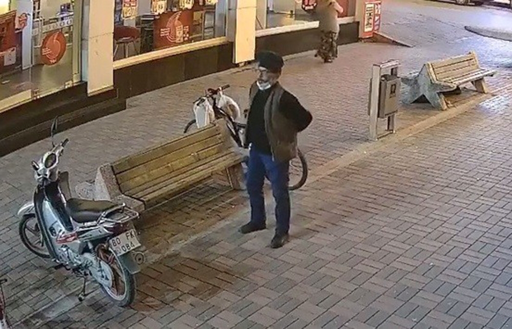 Eşeğini sağlam kazığa bağlamak