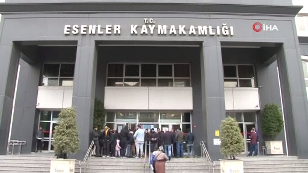 Esenler Kaymakamlığı’nda seyahat izin belgesi yoğunluğu