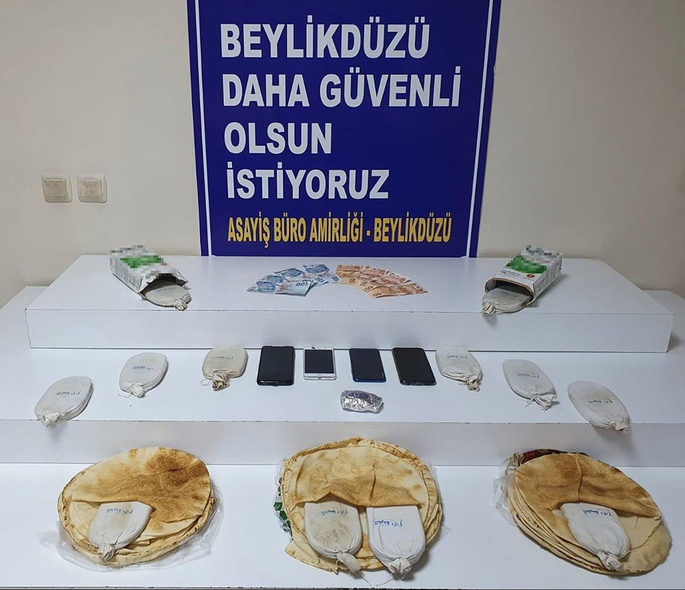 Esenyurt’ta ekmek arası uyuşturucu