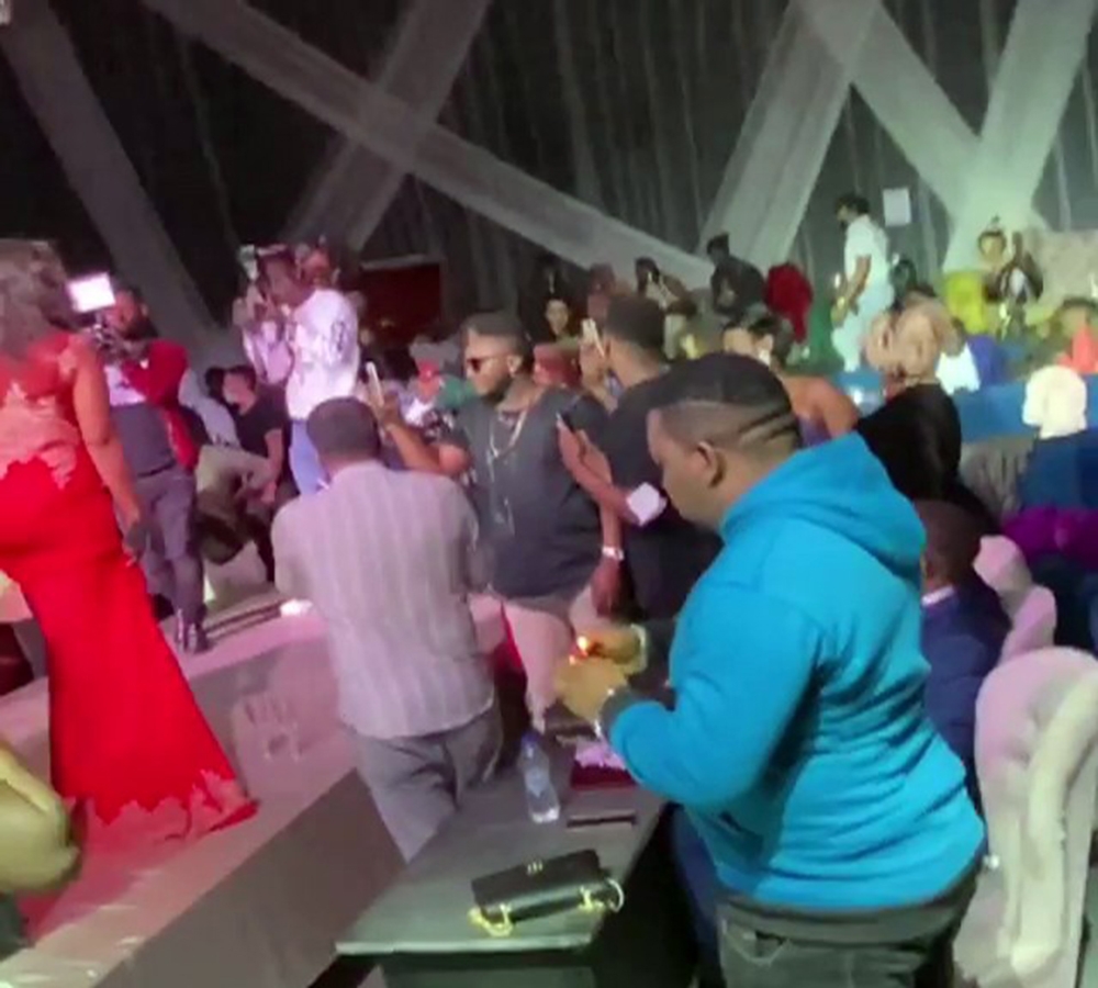 Esenyurt’ta gece kulübünde 