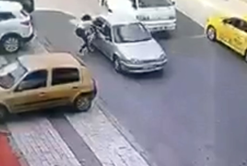 Esenyurt’ta kapkaçcı dehşeti