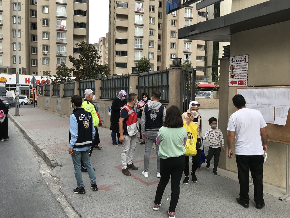 Esenyurt’ta okul çevresinde polis tedbiri