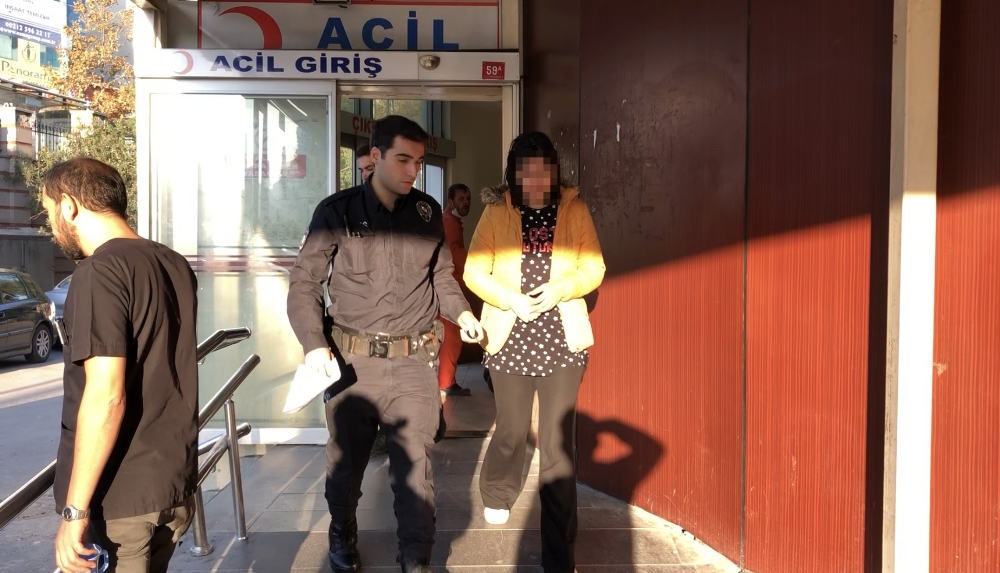 Esenyurtta Taciz İddiasına Meydan Dayağı
