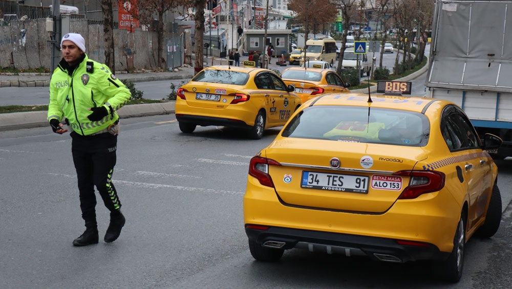 Esenyurtta Ticari Taksilere Şok Uygulama