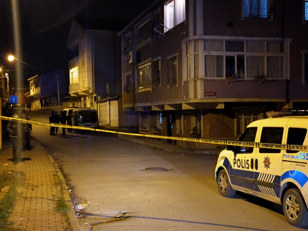 Eşini öldürdükten sonra intihar girişiminde bulundu