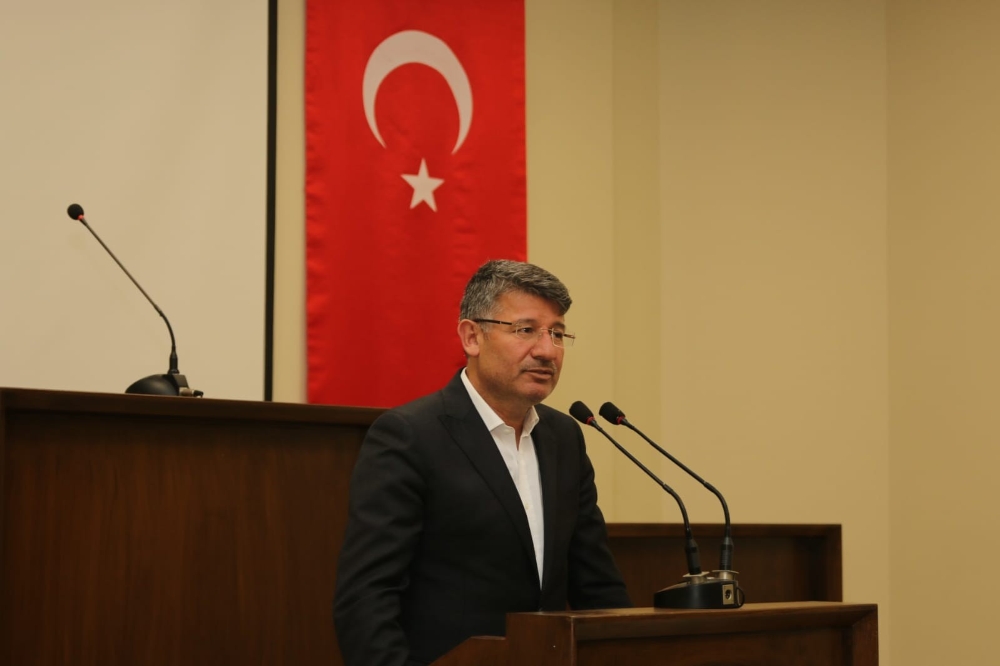 Eski AK Parti İl Başkanı Fikret Yeni, korona virüsü yendi