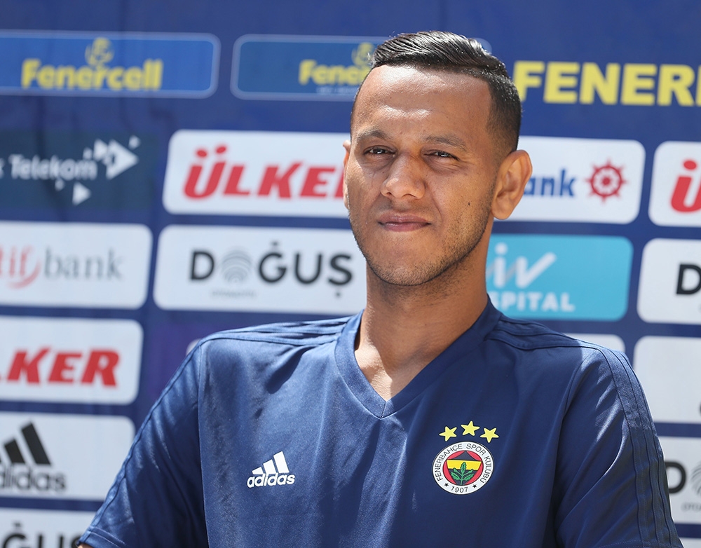 Eski Fenerbahçeli futbolcuya korona virüs şoku!