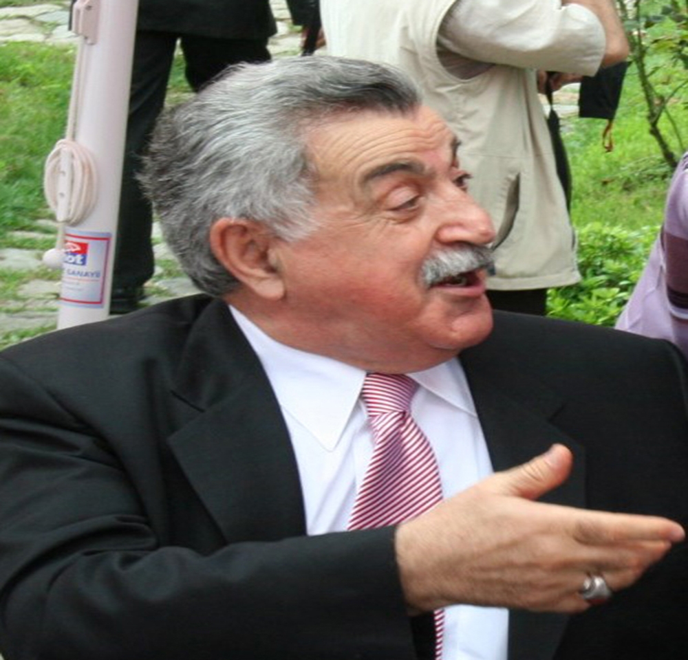 Eski Gümrük Bakanı Mataracı koronadan hayatını kaybetti