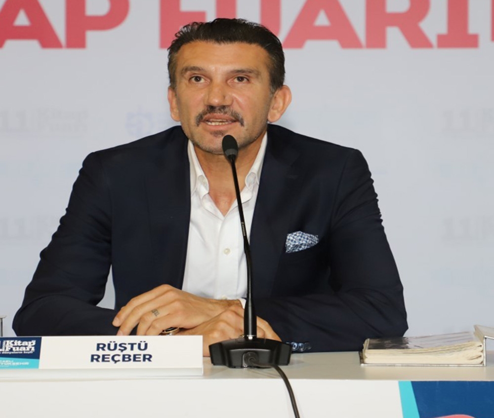 Eski milli futbolcunun testi pozitif çıktı