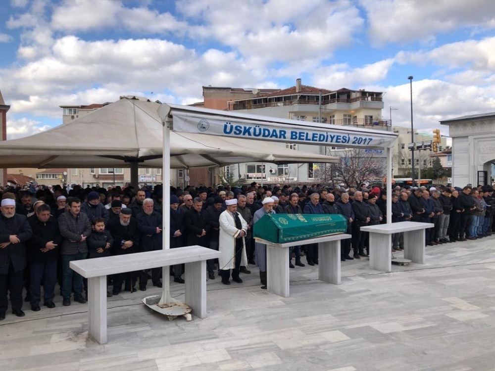 Esra Elönü’nün babası Şaban Elönü son yolculuğuna uğurlandı