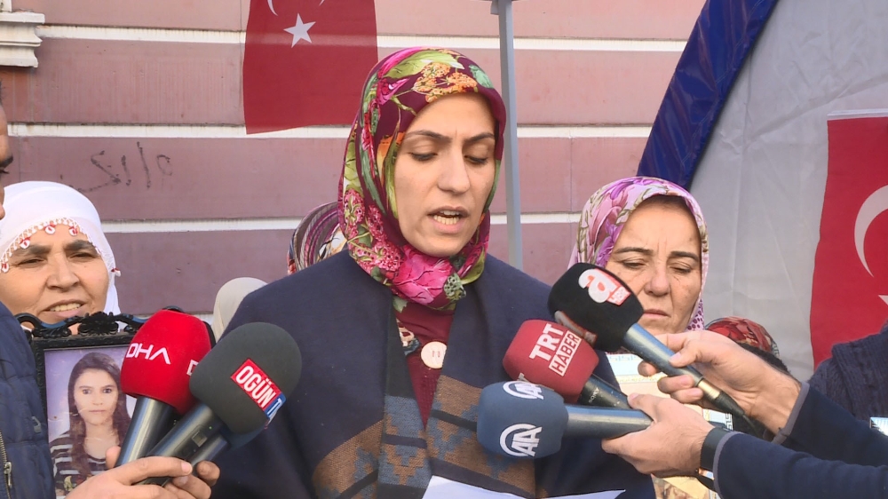 Evlat Nöbetindeki Ailelerden Çağrı: Pkkdan Kimse Korkmasın