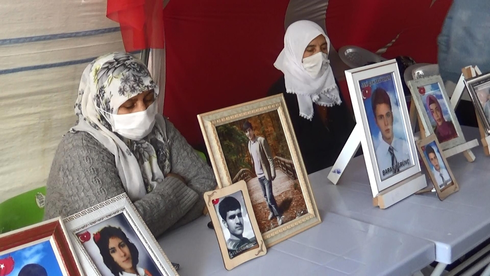 Evlat nöbetindeki anne Zümrüt Salim oğluna seslendi