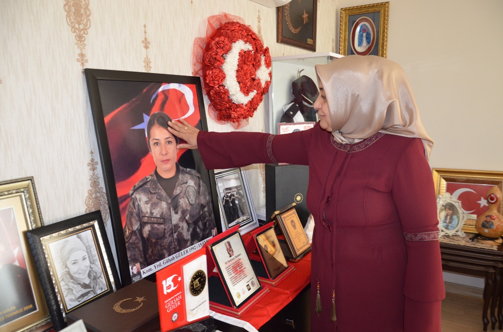 “Evlatsız olunur ama vatansız olunmaz