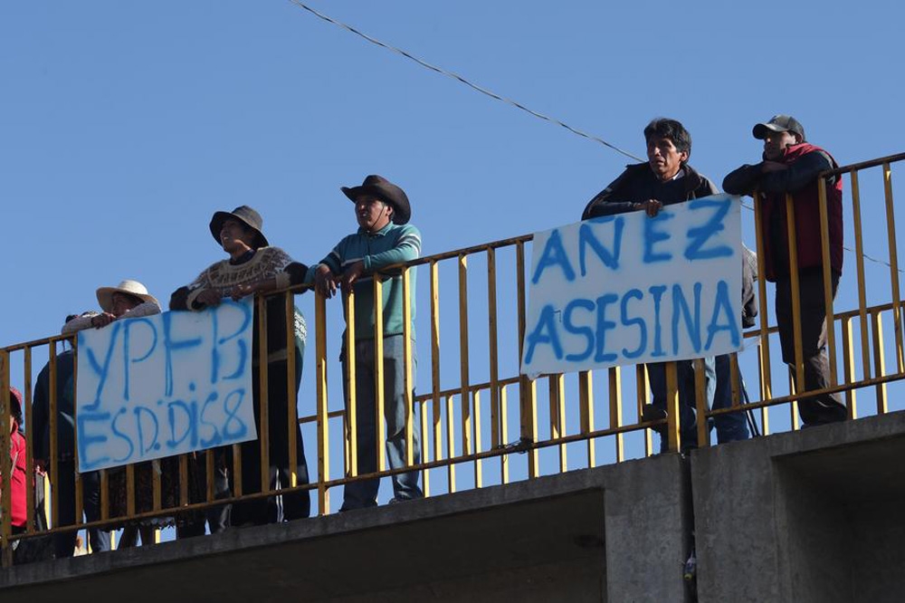 Eylemcilerden Geçici Devlet Başkanı Aneze 48 Saat Süre