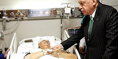 Fahrettin Koca duyurdu: Binali Yıldırım ameliyat oldu