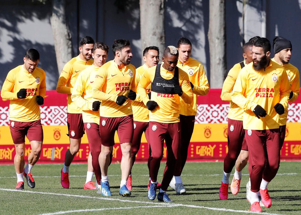 Falcao sahada çalışmalara başladı