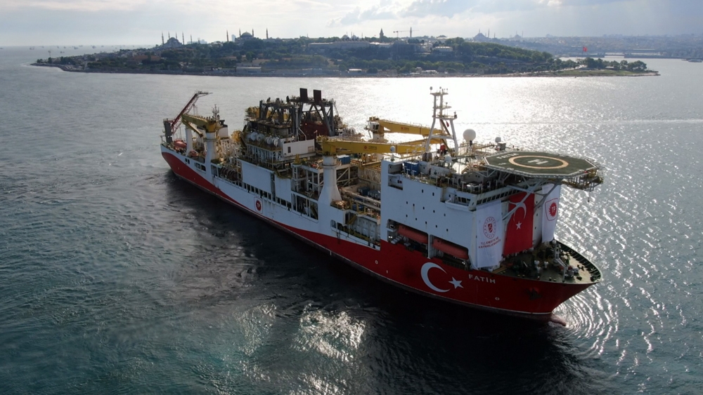 Fatih sondaj gemisinin Karadeniz seferi başladı