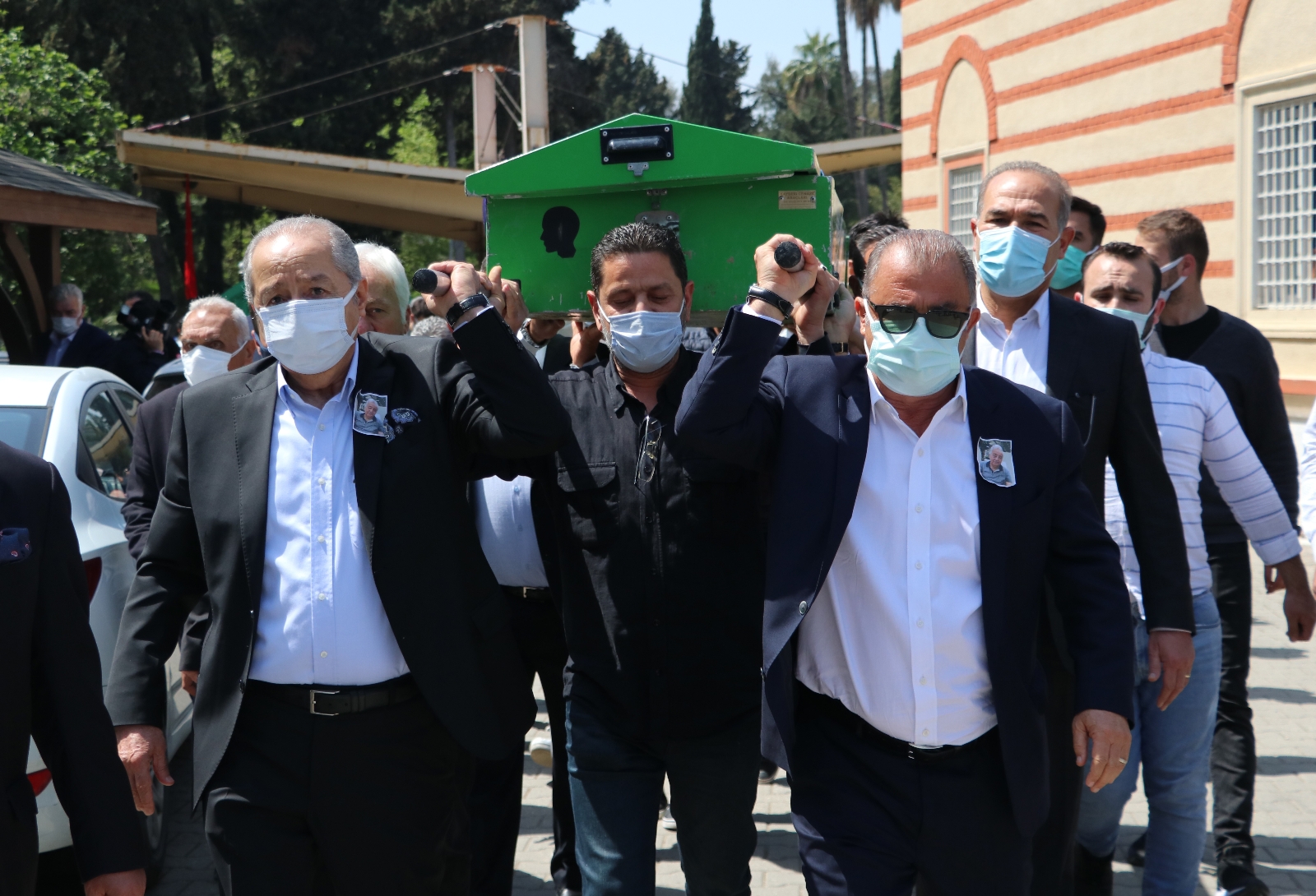 Fatih Terim ve Mehmet Ağar, İlhan Demirdal’ın tabutunu omuzladı