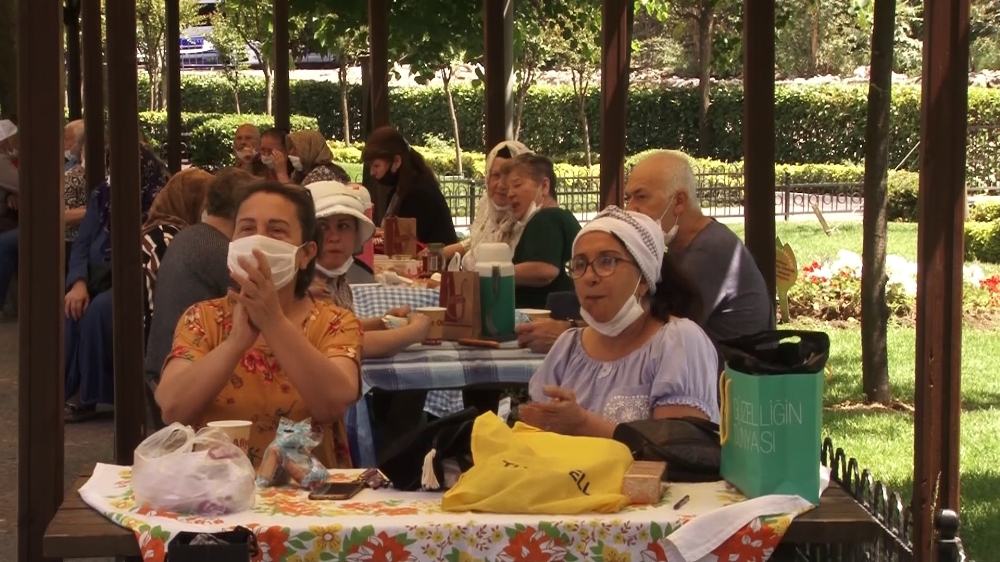 Fatih’te 65 yaş üstü vatandaşlar için etkinlikler düzenlendi