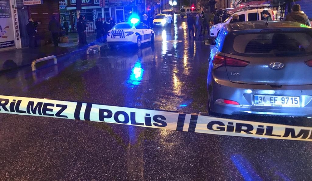 Fatih’te bekçilere ateş eden 3 şüpheli şahıstan 1’i bacağından vurularak etkisiz hale getirtildi