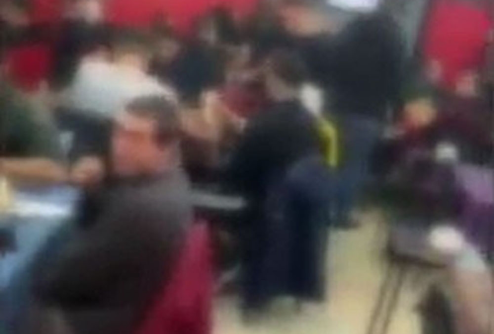 Fatih’te kıraathaneye baskın: 120 bin 840 lira ceza kesildi