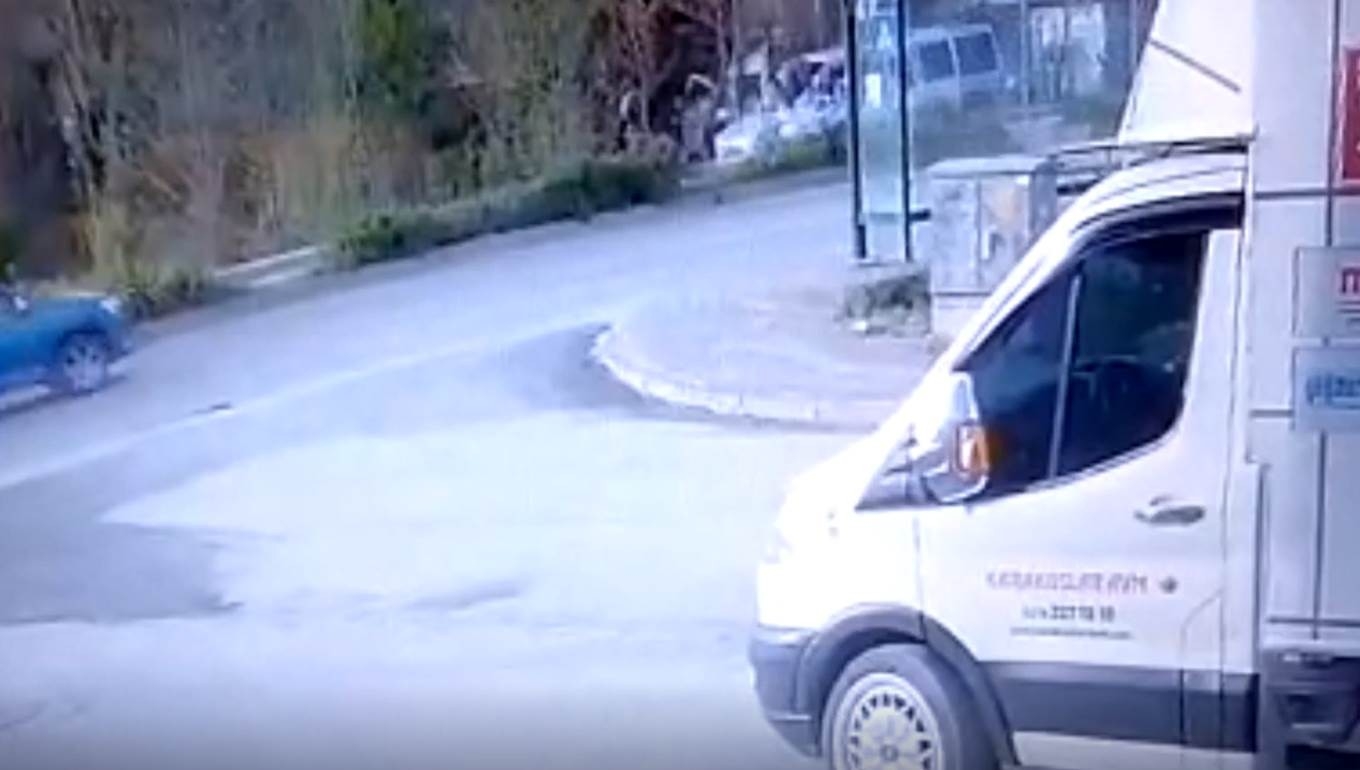 Feci kaza güvenlik kamerasına yansıdı