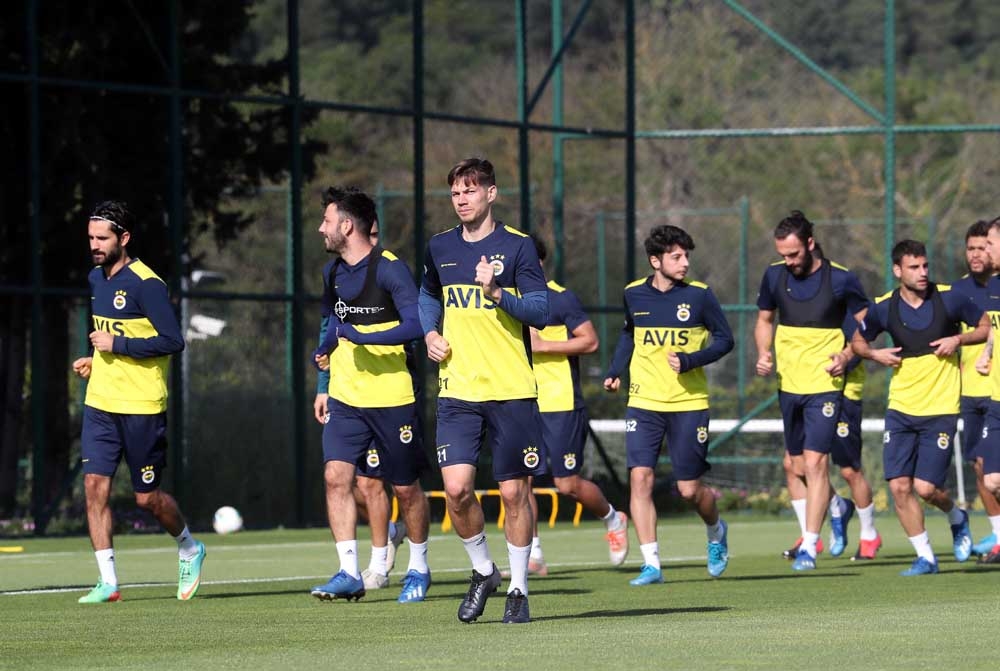 Fenerbahçe, 3 Haziran’a kadar Riva’da çalışacak