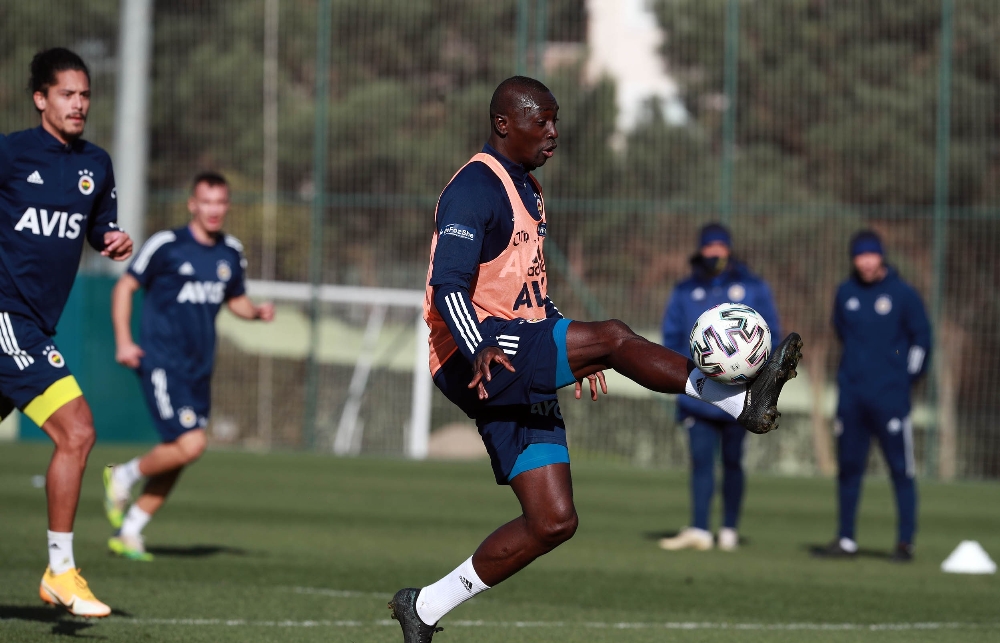 Fenerbahçe, Alanyaspor maçı hazırlıklarına başladı