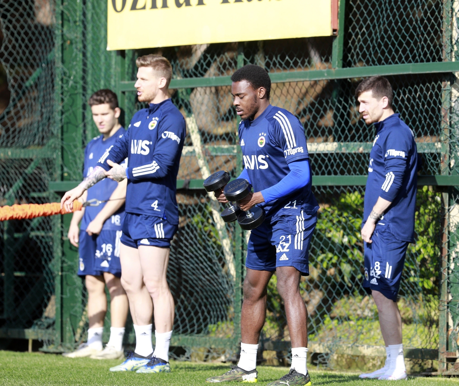 Fenerbahçe, Kasımpaşa maçı hazırlıklarını sürdürdü