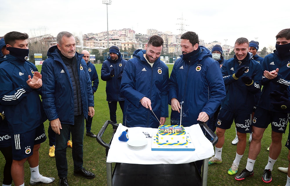 Fenerbahçe, MKE Ankaragücü hazırlıklarına başladı
