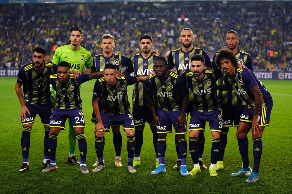 Fenerbahçe Savunmada Sınıfta Kaldı