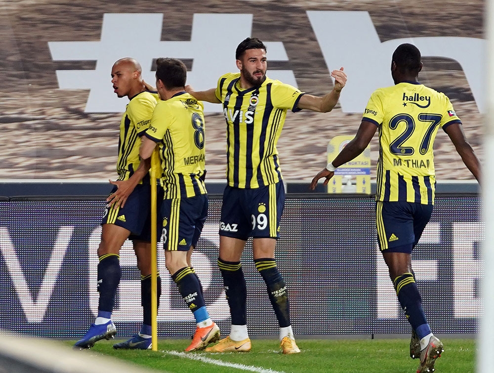 Fenerbahçe’de 2 gol savunmadan