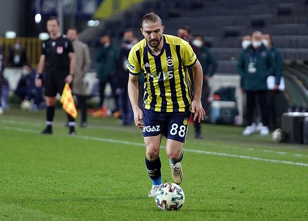 Fenerbahçe’de Caner Erkin idmana çıktı