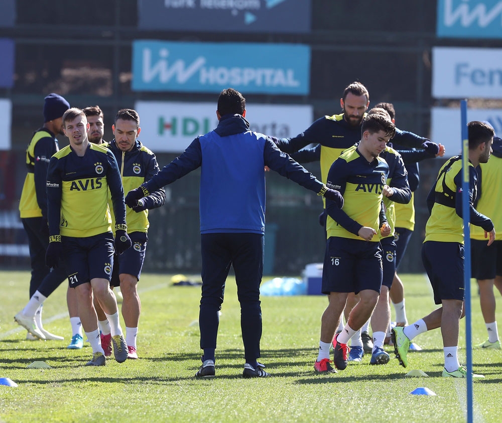 Fenerbahçe’de derbi hazırlıkları devam etti