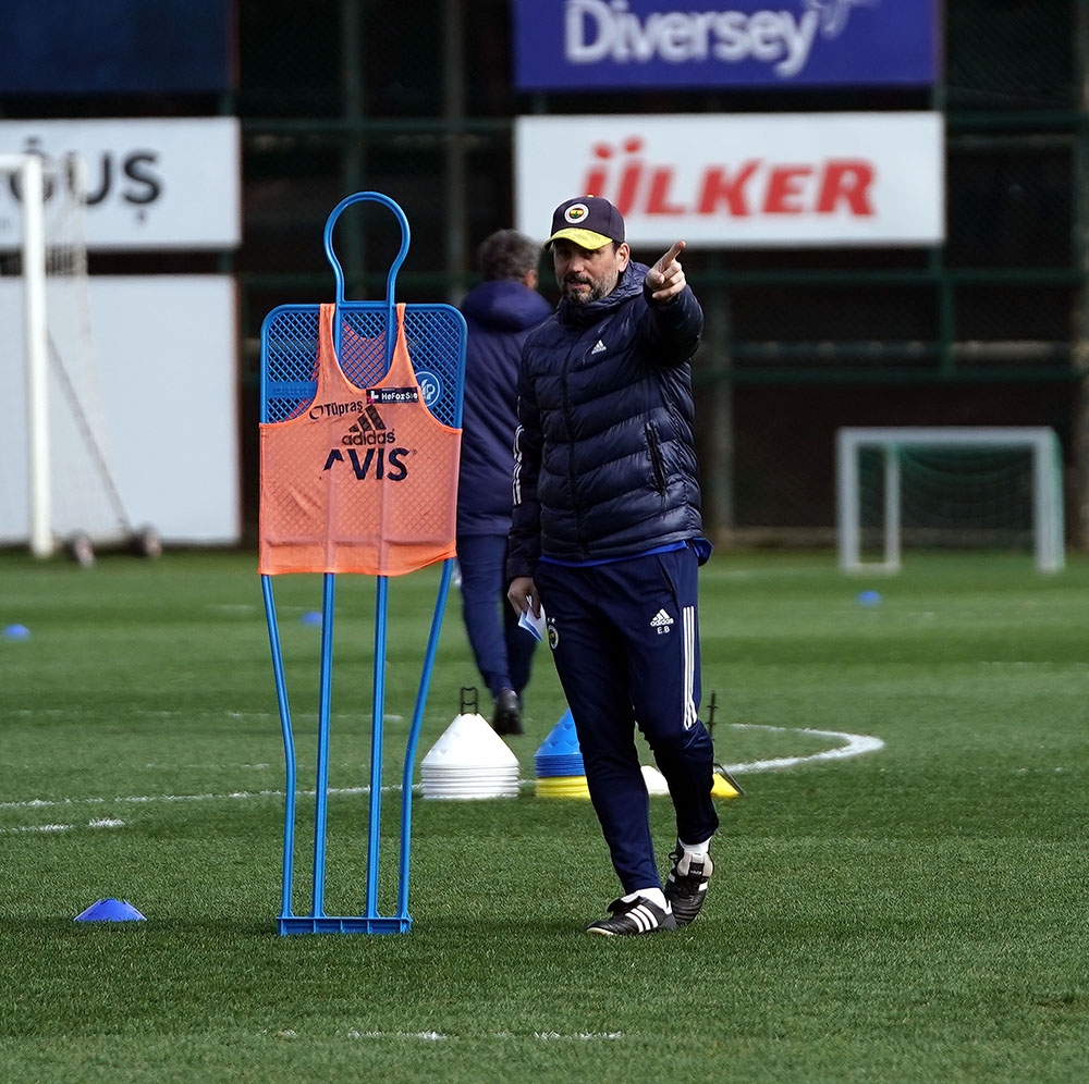 Fenerbahçe’de hedef Beşiktaş galibiyeti