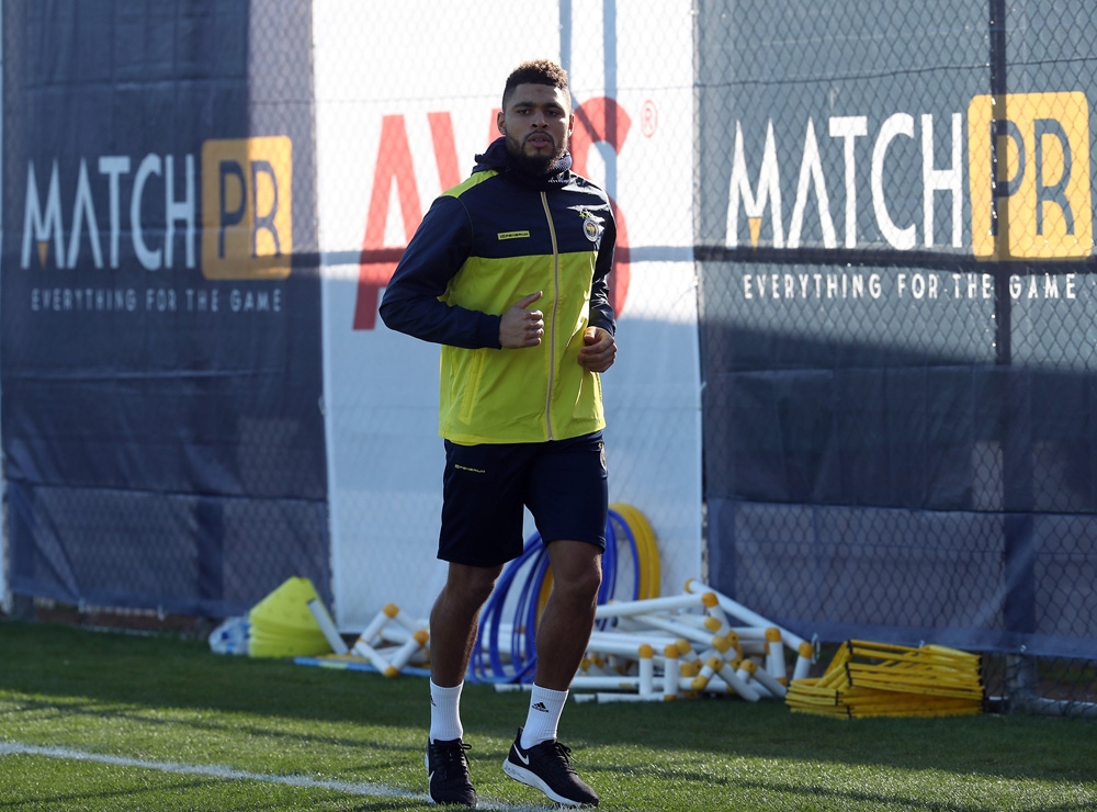 Fenerbahçe’de Simon Falette ilk antrenmanına çıktı
