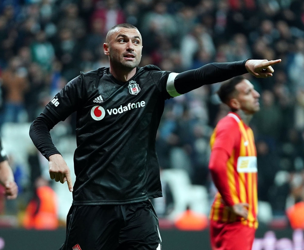Fenerbahçede Vedat, Beşiktaşta Burak