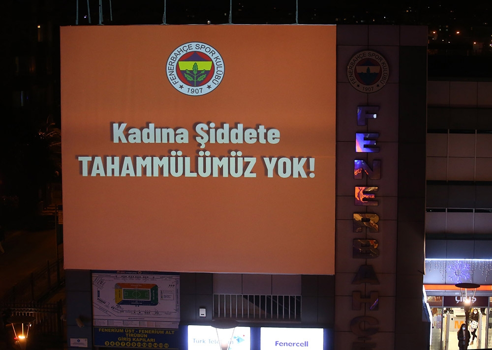 Fenerbahçe’den kadına şiddetle mücadele mesajı