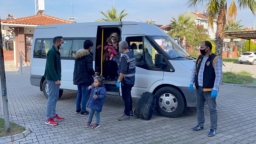 Fethiye’de 35 göçmen yakalandı