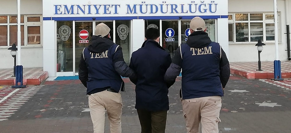 FETÖ firari polisten kaçamadı